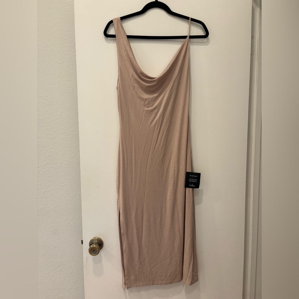 NWT Lulus soft viscose Nude Bodycon off the shoulder leg slit Slip Dress